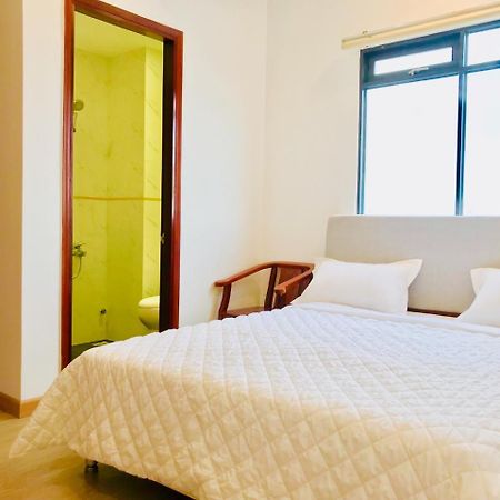 Quynh Anh Hotel Хошимин Екстериор снимка