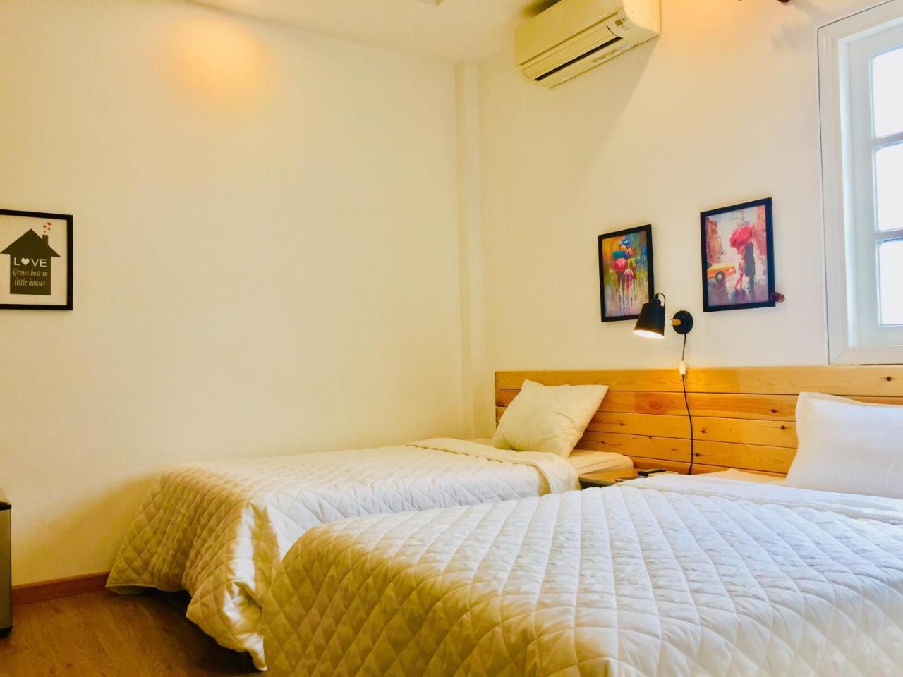 Quynh Anh Hotel Хошимин Екстериор снимка
