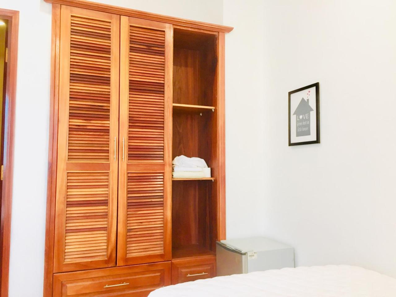 Quynh Anh Hotel Хошимин Екстериор снимка